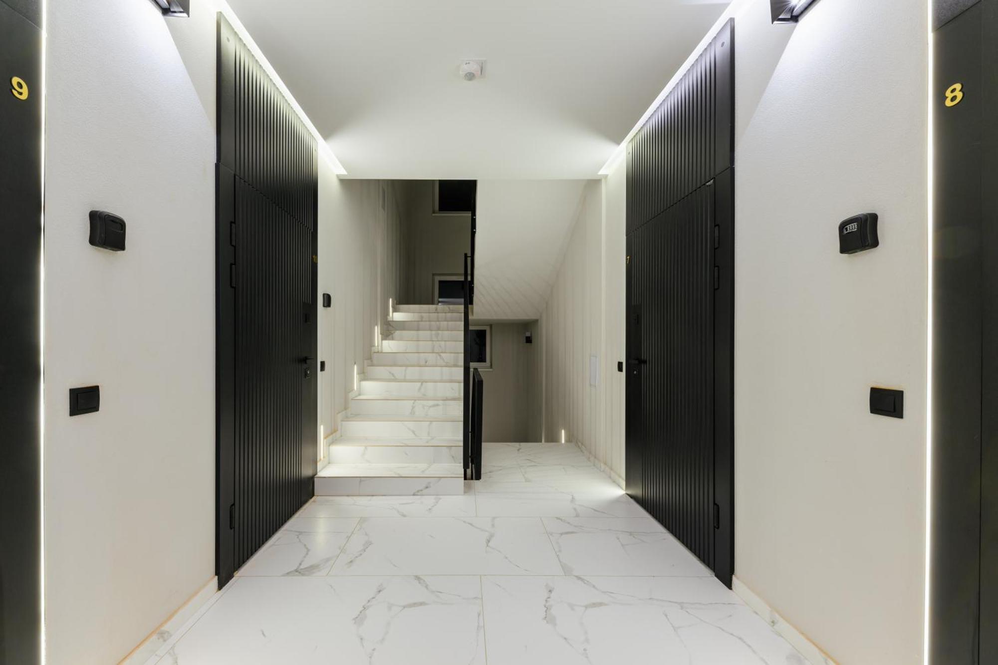 Luxury Apartments Laborca Ужгород Екстериор снимка