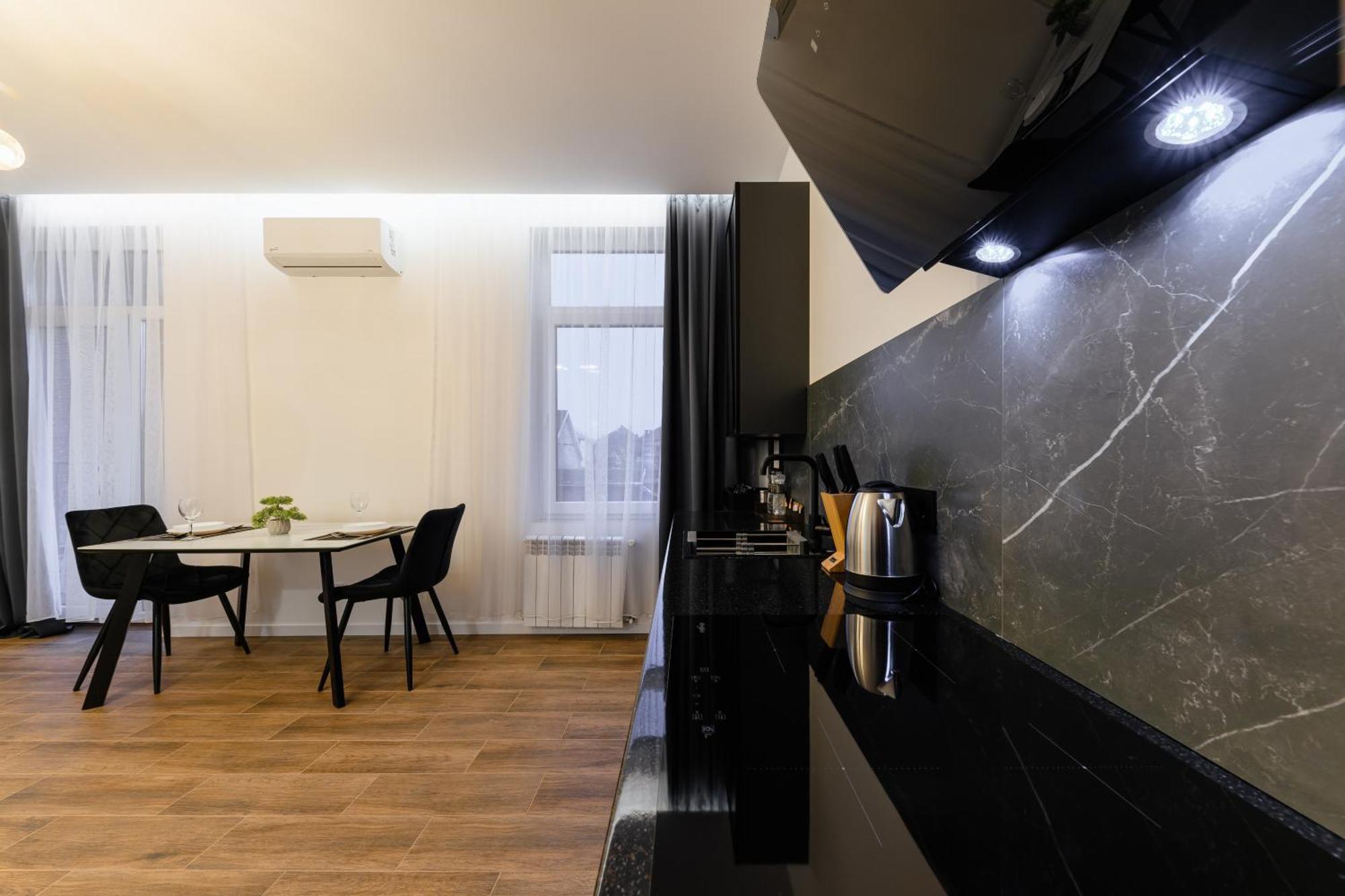Luxury Apartments Laborca Ужгород Екстериор снимка