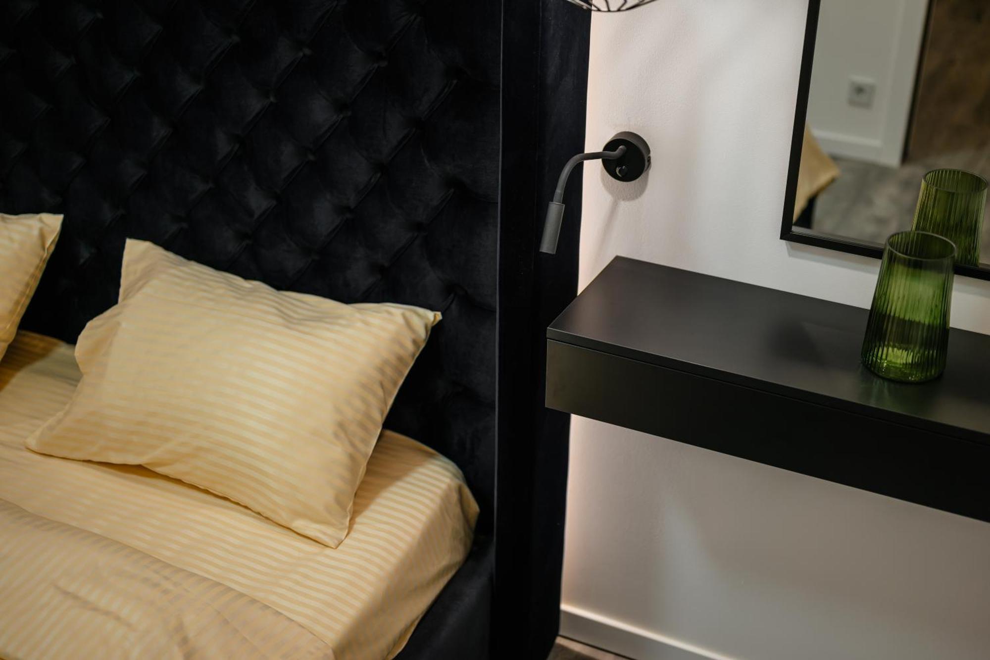 Luxury Apartments Laborca Ужгород Екстериор снимка
